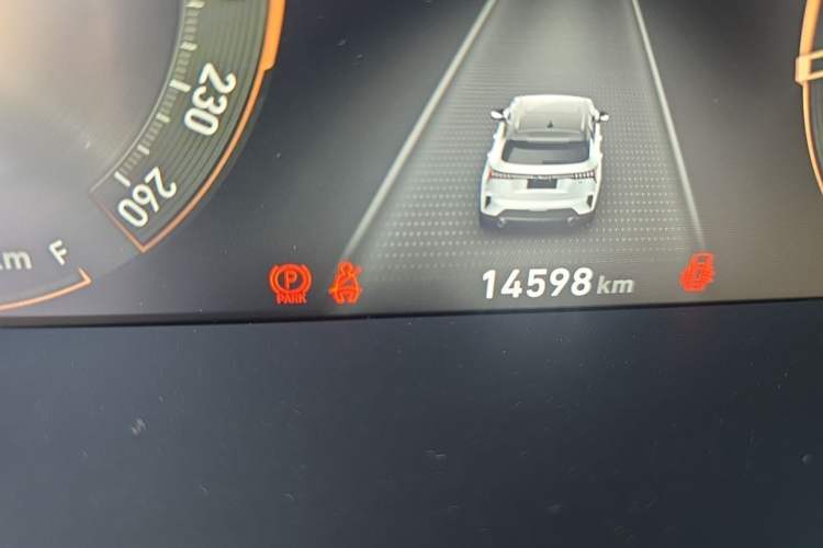 Used Lynk & Co 06 2020 1.5T JinPro model Odometer Close Up