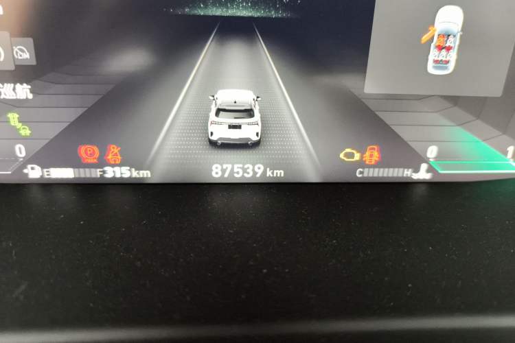 Used Lynk & Co 06 2020 1.5T JinPro model Odometer Close Up