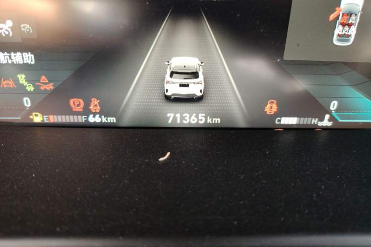 Used Lynk & Co 06 2020 1.5T JinPro model Odometer Close Up