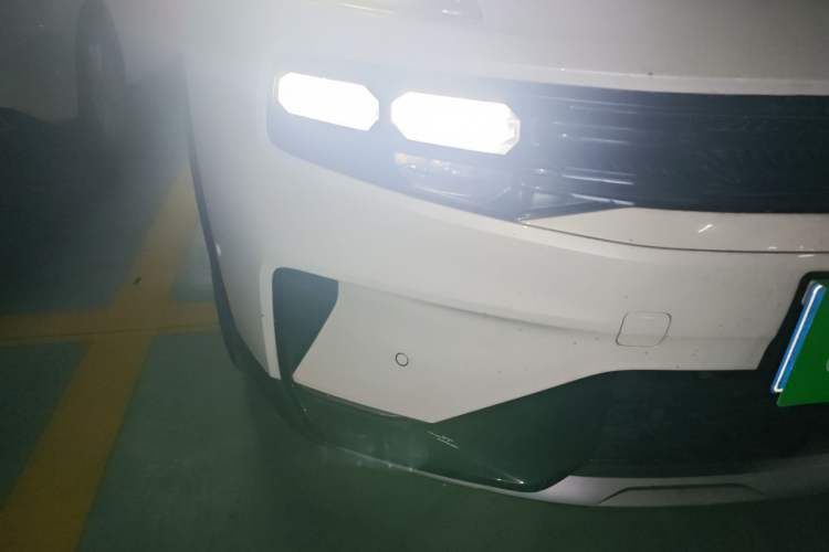 Used Lynk & Co 06 2020 1.5T YAO Halo Right Front Headlight