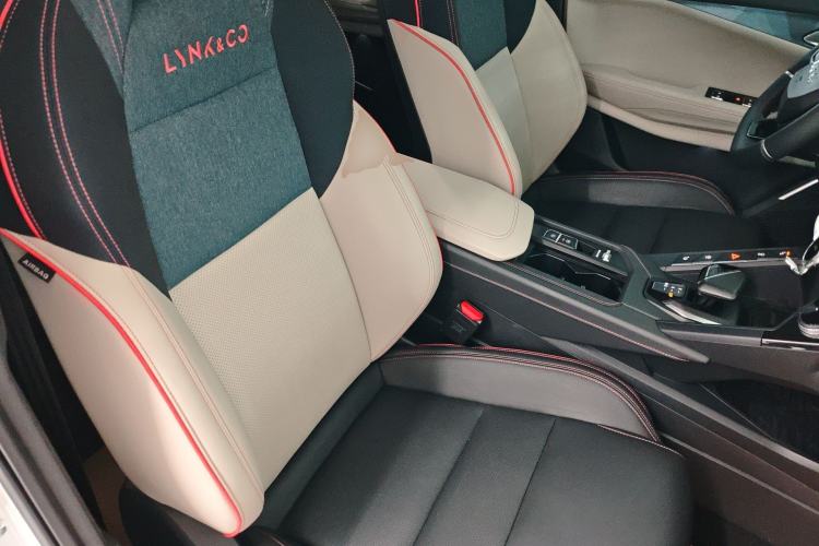 Used Lynk & Co 06 2020 1.5T YAO Halo Right Front Seat
