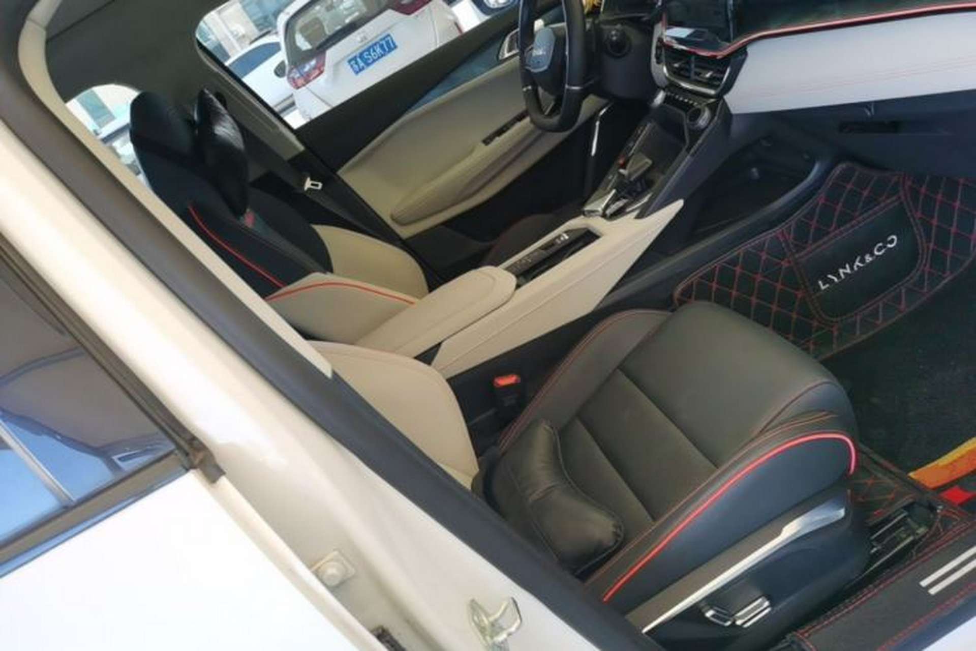 Used Lynk & Co 06 2020 1.5T YAO Halo Right Front Seat