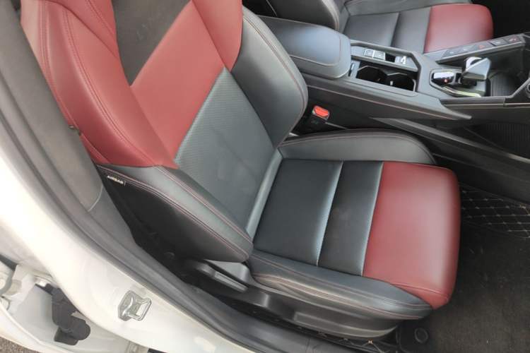 Used Lynk & Co 06 2020 1.5T JinPro model Right Front Seat