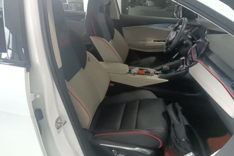 Used Lynk & Co 06 2020 1.5T YAO Halo Right Front Seat
