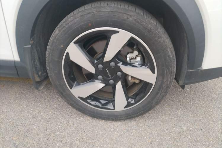 Used Lynk & Co 06 2020 1.5T JinPro model Right Front Wheel Hub