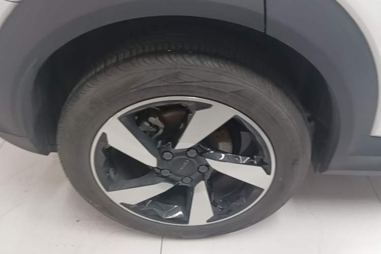Used Lynk & Co 06 2020 1.5T JinPro model Right Rear Wheel Hub