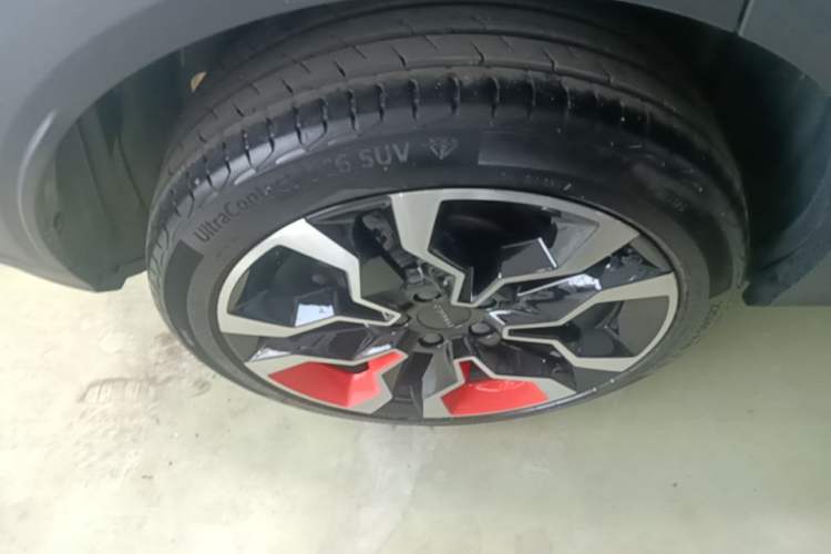 Used Lynk & Co 06 2020 1.5T YAO Halo Right Rear Wheel Hub