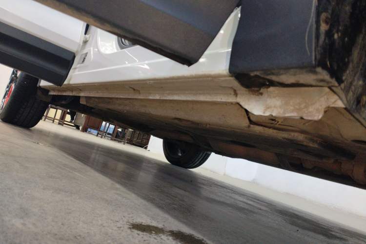 Used Lynk & Co 06 2020 1.5T YAO Halo Right Side Sill