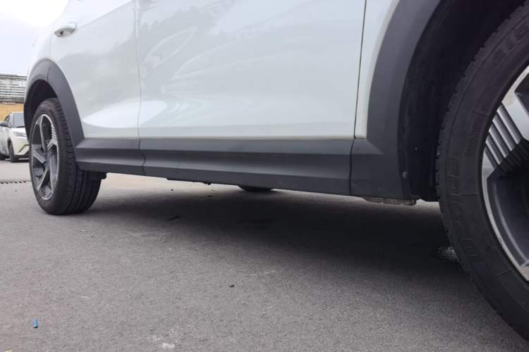 Used Lynk & Co 06 2020 1.5T JinPro model Right Side Sill