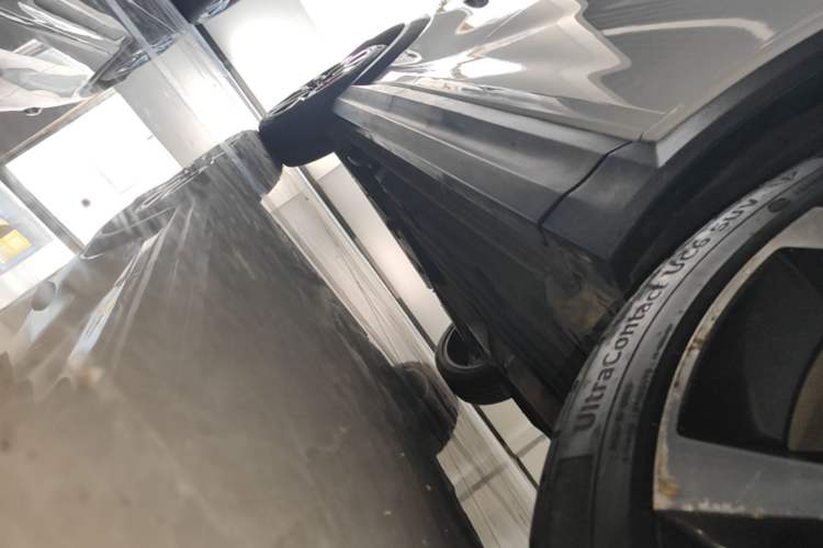 Used Lynk & Co 06 2020 1.5T YAO Halo Right Side Sill