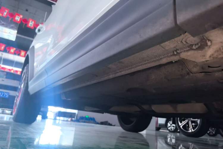 Used Lynk & Co 06 2020 1.5T YAO Halo Right Side Sill