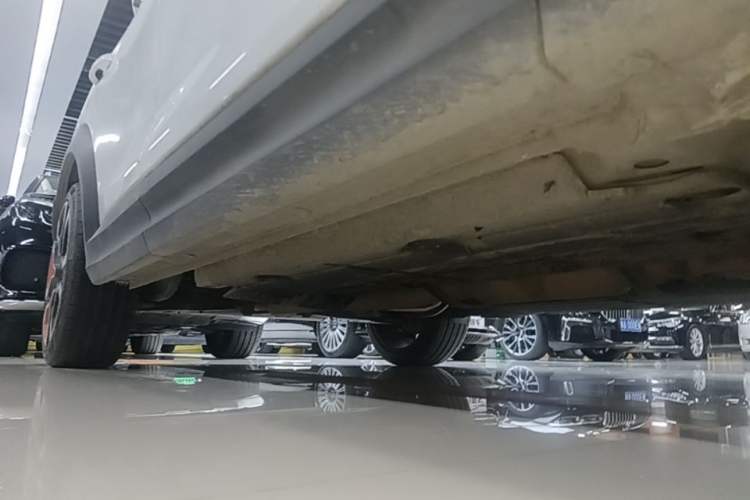 Used Lynk & Co 06 2020 1.5T YAO Halo Right Side Sill