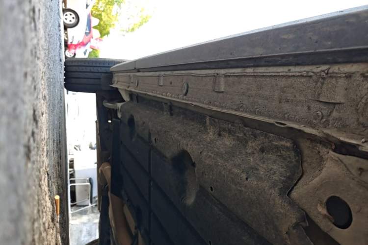 Used Lynk & Co 06 2020 1.5T YAO Halo Right Side Sill