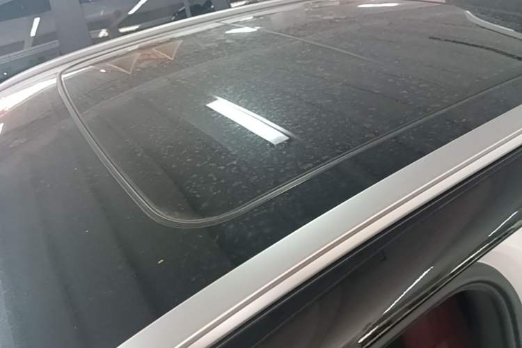 Used Lynk & Co 06 2020 1.5T JinPro model Roof