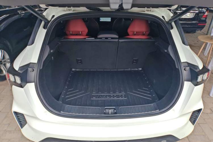 Used Lynk & Co 06 2020 1.5T JinPro model Trunk