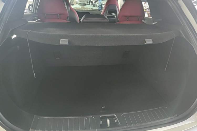 Used Lynk & Co 06 2020 1.5T JinPro model Trunk
