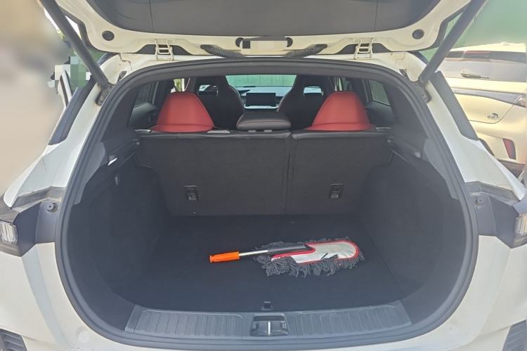 Used Lynk & Co 06 2020 1.5T JinPro model Trunk