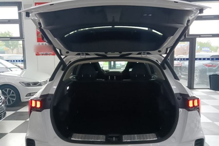 Used Lynk & Co 06 2020 1.5T YAO Halo Trunk