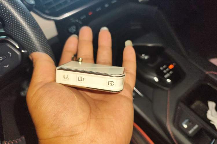 Used Lynk & Co 06 2020 1.5T YAO Halo Vehicle Key