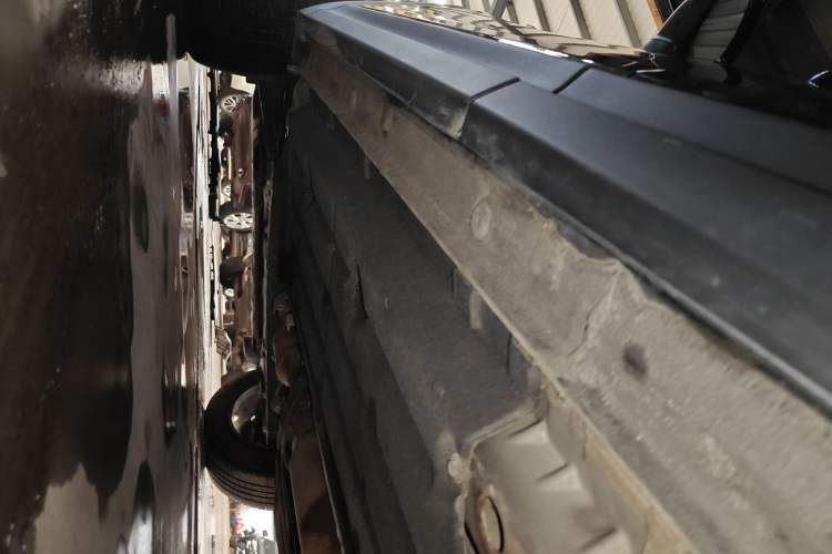 Used Lynk & Co 06 2021 1.5T Shero Pink Special Edition Left Side Sill