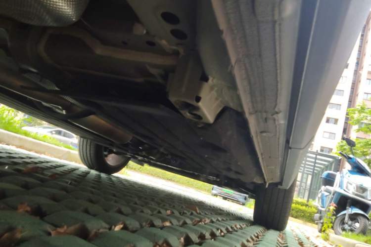 Used Lynk & Co 06 2021 1.5T Shero Pink Special Edition Chassis Rear Right