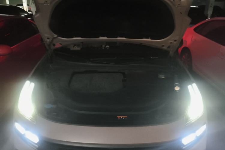 Used Lynk & Co 06 2021 1.5T Shero Pink Special Edition Engine Bay