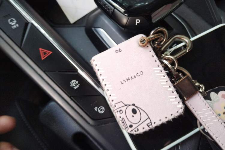 Used Lynk & Co 06 2021 1.5T Shero Pink Special Edition Vehicle Key