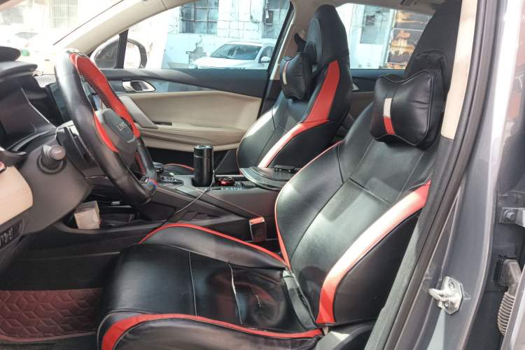 Used Lynk & Co 06 2021 1.5T Shero Pink Special Edition Left Front Seat