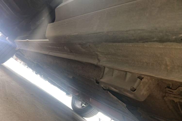 Used Lynk & Co 06 2021 1.5T Shero Pink Special Edition Left Side Sill