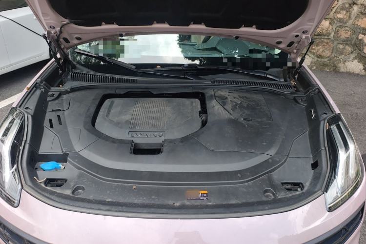 Used Lynk & Co 06 2021 1.5T Shero Pink Special Edition Engine Bay