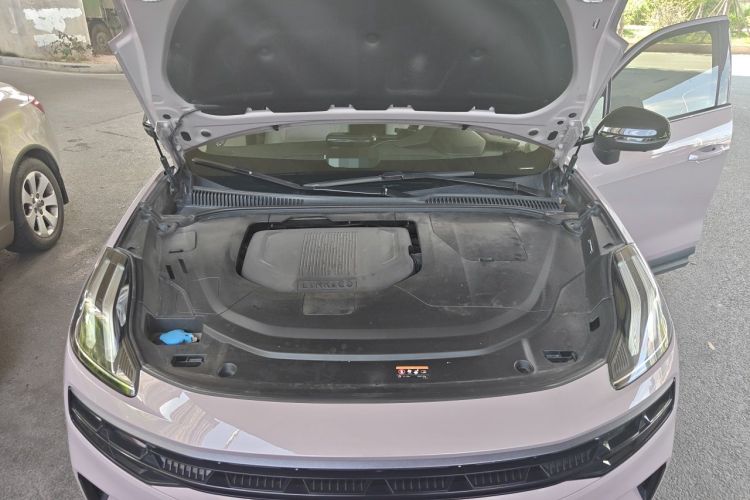 Used Lynk & Co 06 2021 1.5T Shero Pink Special Edition Engine Bay