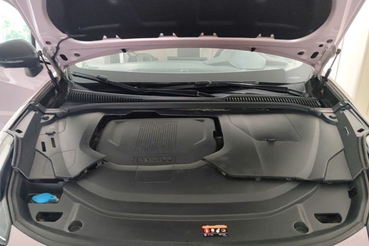 Used Lynk & Co 06 2021 1.5T Shero Pink Special Edition Engine Bay