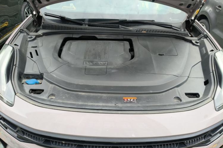 Used Lynk & Co 06 2021 1.5T Shero Pink Special Edition Engine Bay