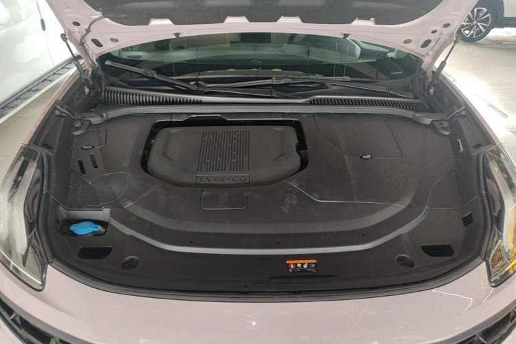 Used Lynk & Co 06 2021 1.5T Shero Pink Special Edition Engine Bay