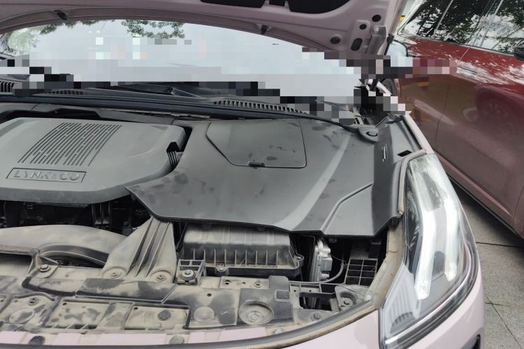 Used Lynk & Co 06 2021 1.5T Shero Pink Special Edition Engine Bay Left