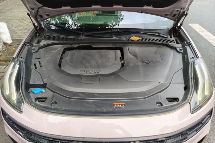 Used Lynk & Co 06 2021 1.5T Shero Pink Special Edition Engine Bay