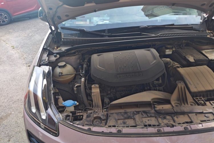 Used Lynk & Co 06 2021 1.5T Shero Pink Special Edition Engine Bay Right