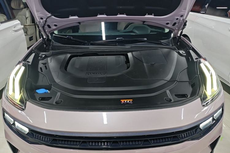 Used Lynk & Co 06 2021 1.5T Shero Pink Special Edition Engine Bay
