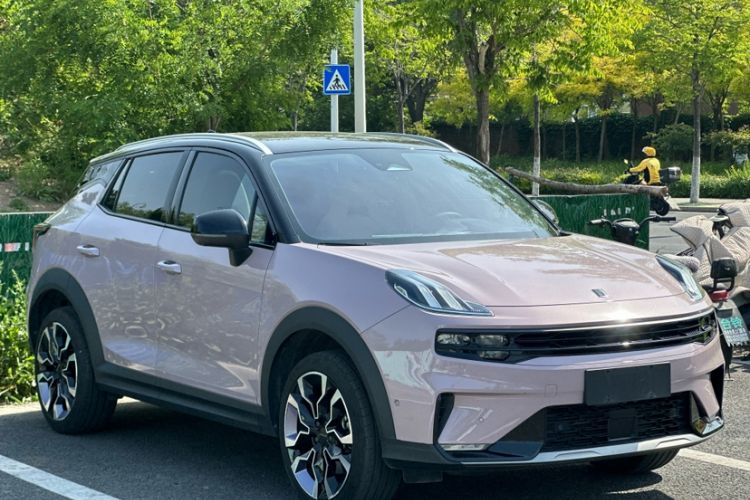 Used Lynk & Co 06 2021 1.5T Shero Pink Special Edition Exterior 2