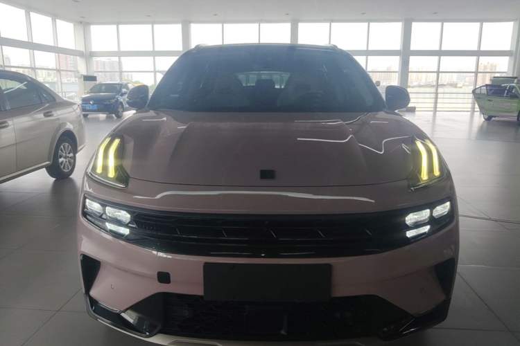 Used Lynk & Co 06 2021 1.5T Shero Pink Special Edition Front