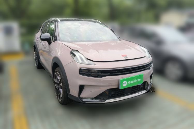 Used Lynk & Co 06 2021 1.5T Shero Pink Special Edition Front Right 45 Deg