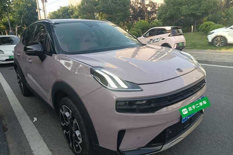 Used Lynk & Co 06 2021 1.5T Shero Pink Special Edition Front Right 45 Deg