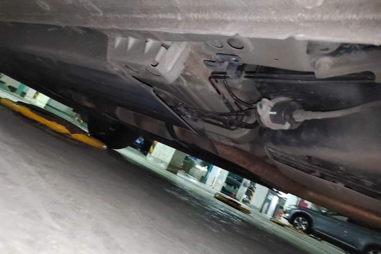Used Lynk & Co 06 2021 1.5T Shero Pink Special Edition Chassis Rear Left