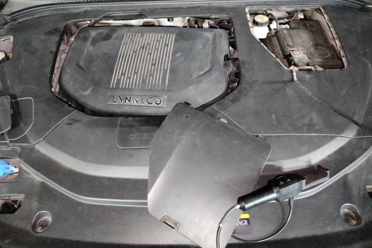 Used Lynk & Co 06 2021 1.5T Shero Pink Special Edition Engine Bay