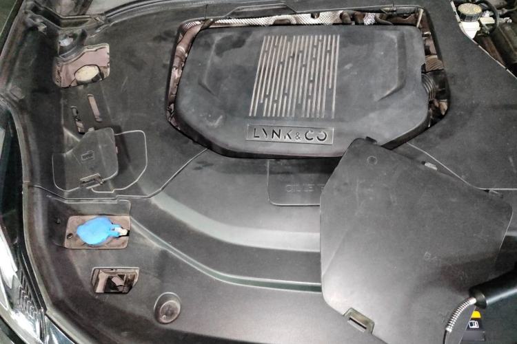 Used Lynk & Co 06 2021 1.5T Shero Pink Special Edition Engine Bay Right