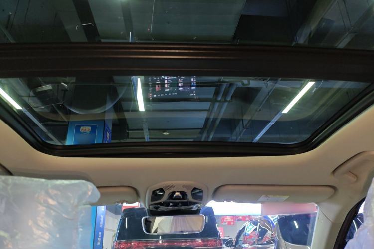 Used Lynk & Co 06 2021 1.5T Shero Pink Special Edition Headliner