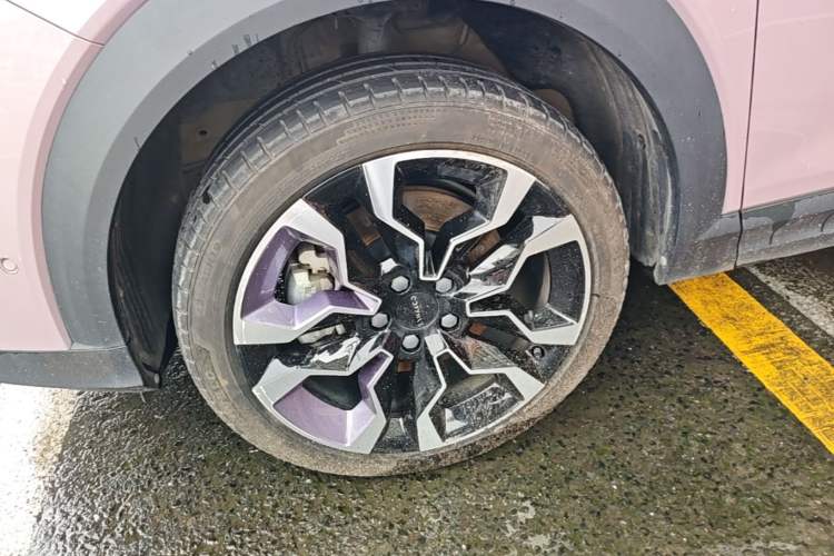 Used Lynk & Co 06 2021 1.5T Shero Pink Special Edition Left Front Wheel Hub