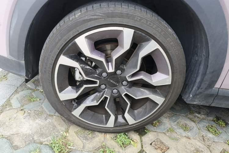 Used Lynk & Co 06 2021 1.5T Shero Pink Special Edition Left Front Wheel Hub