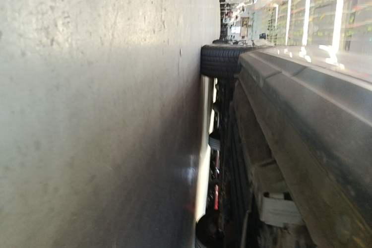 Used Lynk & Co 06 2021 1.5T Shero Pink Special Edition Left Side Sill