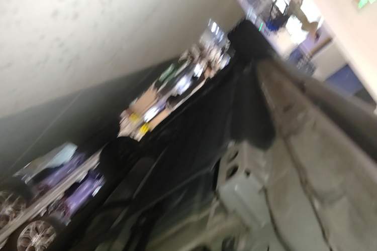 Used Lynk & Co 06 2021 1.5T Shero Pink Special Edition Left Side Sill